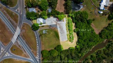 House For Sale - QLD - Gympie - 4570 - Location Location Location  (Image 2)