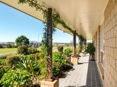 House Sold - QLD - Rosenthal Heights - 4370 - LARGE SCALE, DUAL LIVING CAPABABLE, STUNNER on CONDAVALE  (Image 2)