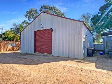 Block of Units For Sale - NSW - Leeton - 2705 - DEVELOPERS DELIGHT  (Image 2)