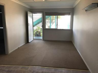 Unit Leased - NSW - Tuncurry - 2428 - NEAT AND TIDY TWO BEDROOM APARTMENT IN TUNCURRY  (Image 2)