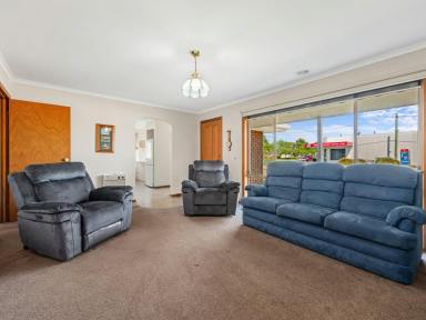 House Sold - VIC - Bairnsdale - 3875 - Neat as a Pin Unit – Move-In Ready!  (Image 2)