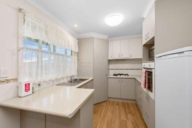 Retirement For Sale - VIC - Kangaroo Flat - 3555 - AFFORDABLE DOWNSIZING  (Image 2)