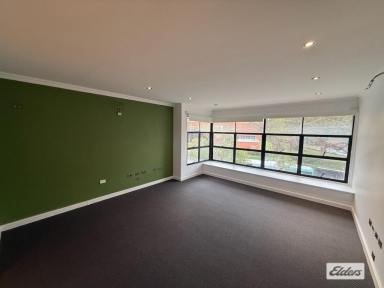 House For Lease - NSW - Wollongong - 2500 - Stones Throw Away from both Wollongong Hospitals!!  (Image 2)