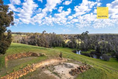 House For Sale - WA - Nannup - 6275 - 17 ACRES ON THE NANNUP BROOK  (Image 2)