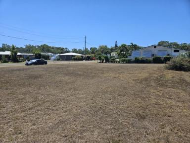 Residential Block For Sale - QLD - Taylors Beach - 4850 - A VERY RARE FIND - VACANT LAND AT TAYLORS BEACH!  (Image 2)