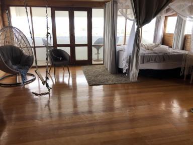 Apartment Leased - WA - Sorrento - 6020 - 2 Bed Apartment, PANORAMIC OCEAN VIEWS, top 2 floors, HUGE 185m2 + 3 BALCONIES, 700m to BEACH  (Image 2)