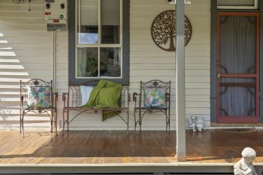 House Auction - VIC - Walwa - 3709 - Charming Cottage Retreat at 9 Shelly Road, Walwa  (Image 2)