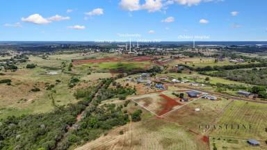 House For Sale - QLD - Childers - 4660 - Stunning 4-Bedroom Brick Home with Office, Shed & Magnificent Views  (Image 2)