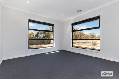 House Leased - VIC - Huntly - 3551 - Stunning Brand New 4 Bedroom Home  (Image 2)