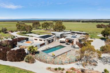 Lifestyle For Sale - VIC - Drysdale - 3222 - 'Omaroo' - A Most Enviable Coastal Rural Retreat  (Image 2)