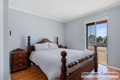 House Sold - WA - Parmelia - 6167 - SOLD BY HELEN SOUTER - SOUTHERN GATEWAY REAL ESTATE  (Image 2)