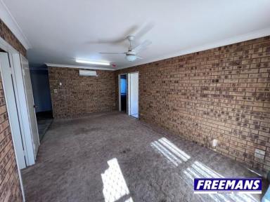 Unit Sold - QLD - Kingaroy - 4610 - Lowset solid brick unit  (Image 2)