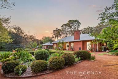 House For Sale - WA - Mundaring - 6073 - Monet's Masterpiece In Mundaring  (Image 2)