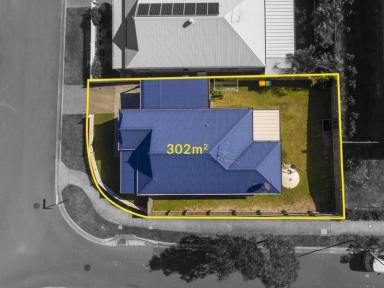 House Sold - QLD - Waterford - 4133 - For Sale: 21 Wollumbin Crescent, Waterford QLD 4133  (Image 2)