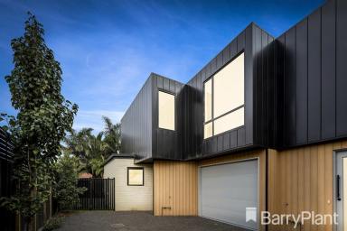 Townhouse Leased - VIC - Mordialloc - 3195 - This is a beautifully designed and individually crafted executive townhouse  (Image 2)