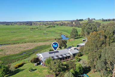 House For Sale - VIC - Wiseleigh - 3885 - Neat And Tidy Home With Stunning Views  (Image 2)