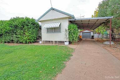 House For Sale - NSW - Bourke - 2840 - Style and comfort with room to move  (Image 2)