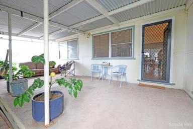 House For Sale - NSW - Bourke - 2840 - Style and comfort with room to move  (Image 2)