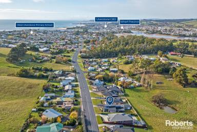 House For Sale - TAS - West Ulverstone - 7315 - Impressive Four Bedroom Family Home!  (Image 2)