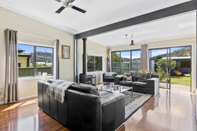 House For Sale - NSW - Lithgow - 2790 - Heritage Charm Meets Modern Living: Beautifully Renovated 1910 Home in Lithgow  (Image 2)