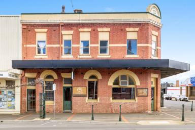 Hotel/Leisure For Sale - VIC - St Arnaud - 3478 - Two properties, two titles, UNLIMITED investment!  (Image 2)