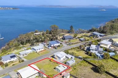 Residential Block For Sale - TAS - Primrose Sands - 7173 - Panoramic Water Views!  (Image 2)