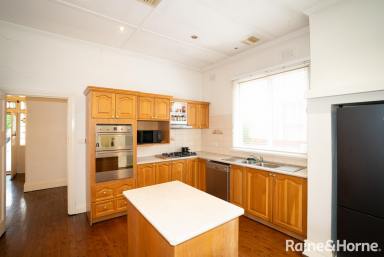 House Leased - NSW - Wagga Wagga - 2650 - CENTRAL LIVING  (Image 2)