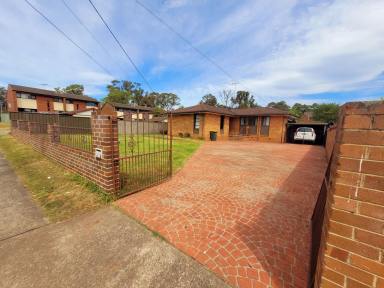 House For Lease - NSW - Willmot - 2770 - Immaculate Three-Bedroom Family Home  (Image 2)