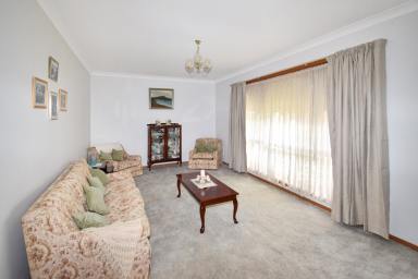 House For Sale - VIC - Mooroopna - 3629 - GREAT PRESENTATION - GREAT FIRST HOME  (Image 2)