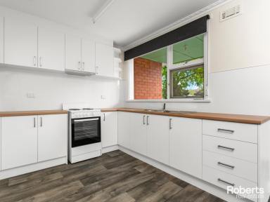 Unit For Sale - TAS - Newstead - 7250 - Elphin Road - Unit  (Image 2)