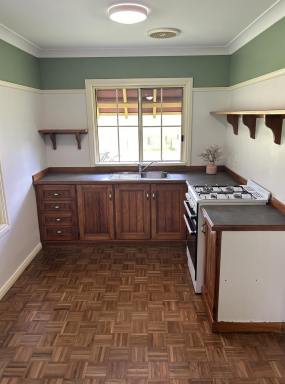 House For Lease - NSW - Eagleton - 2324 - SEMI RURAL 2 BEDROOM COTTAGE!  (Image 2)