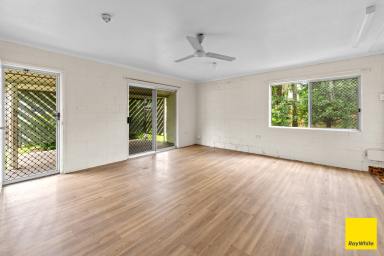 House Auction - QLD - Manoora - 4870 - Renovators Delight!  (Image 2)