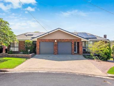 House For Sale - NSW - Evans Head - 2473 - FANTASTIC FAMILY HOME & MORE  (Image 2)