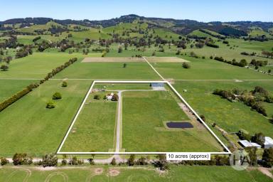 Acreage/Semi-rural For Sale - VIC - Cloverlea - 3822 - 10 Acre Farm Among Spectacular Countryside  (Image 2)