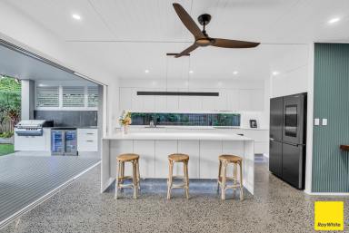 House Auction - QLD - Edge Hill - 4870 - Luxurious, Renovated family Residence with Shed and Pool!  (Image 2)