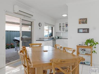 Townhouse For Sale - VIC - Rutherglen - 3685 - A quality townhouse in a quality area.  (Image 2)