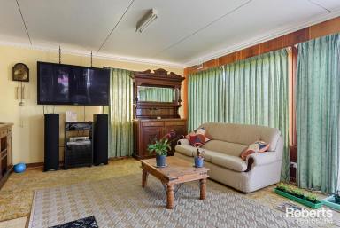 House For Sale - TAS - Cooee - 7320 - Perfect for First Home Buyers or Downsizers  (Image 2)