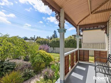 House For Sale - TAS - Sheffield - 7306 - Classic Federation architecture with modern amenities  (Image 2)