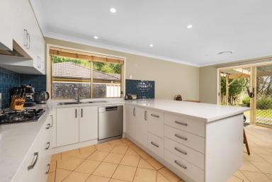 House Sold - NSW - Bowral - 2576 - Sold by Frank Barker - Raine & Horne  (Image 2)