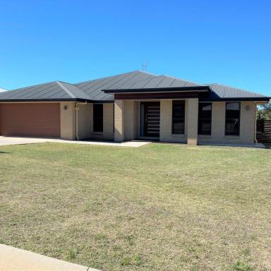 House Leased - QLD - Kingaroy - 4610 - ** APPLICATIONS CLOSED **  (Image 2)