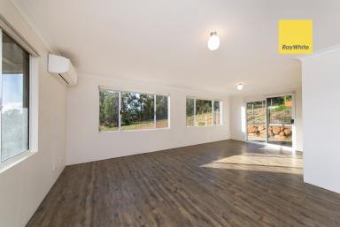 House For Sale - WA - Nannup - 6275 - Modern 3 x1 home in a terrific location  (Image 2)