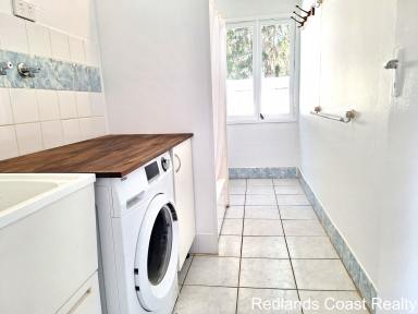 House For Sale - QLD - Macleay Island - 4184 - Freshly Renovated Timber Home – Ideal for First Home Buyers or Investors  (Image 2)