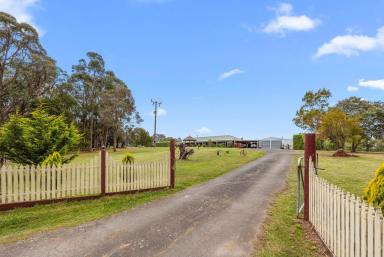 House For Sale - VIC - Smythes Creek - 3351 - Beautiful Family Home in Peaceful Location  (Image 2)