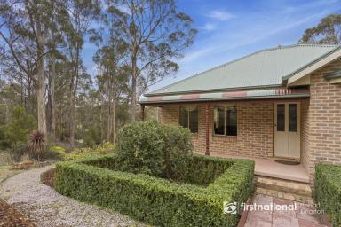 House For Sale - TAS - Kingston - 7050 - Country Charm Plus City Convenience  (Image 2)