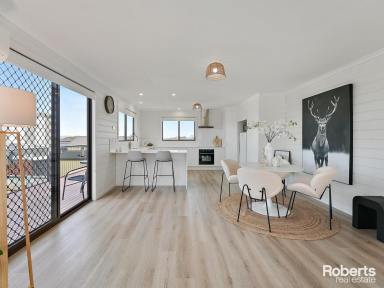 House For Sale - TAS - Swansea - 7190 - Beautifully Renovated Coastal + Contemporary Family Home  (Image 2)