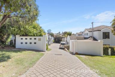 Townhouse For Sale - WA - Scarborough - 6019 - Experience Coastal Living in South Scarborough All Offers due by 16/11/24  (Image 2)