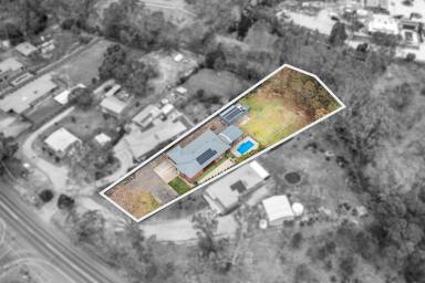 House For Sale - VIC - Strathfieldsaye - 3551 - Family Living and Fantastic Entertaining  (Image 2)