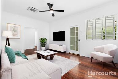 House For Sale - QLD - Maryborough - 4650 - Beautifully Renovated - Vacant - Move in Ready!  (Image 2)