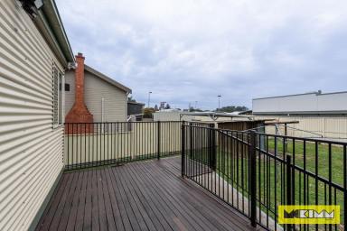 House Leased - NSW - South Grafton - 2460 - WALK TO SHOPS AND SCHOOL  (Image 2)