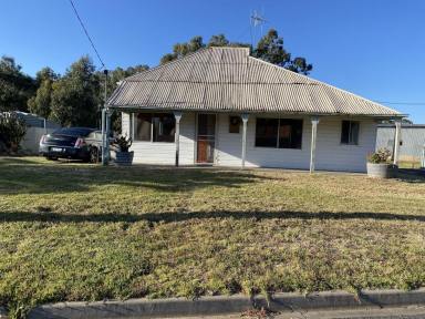 House For Sale - VIC - Nhill - 3418 - Charming 3-Bedroom House in a primary locati big reduced 135kWas 180k  (Image 2)